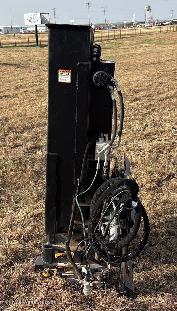 image for item DU6534 2022 Danuser SM40 skid steer post driver