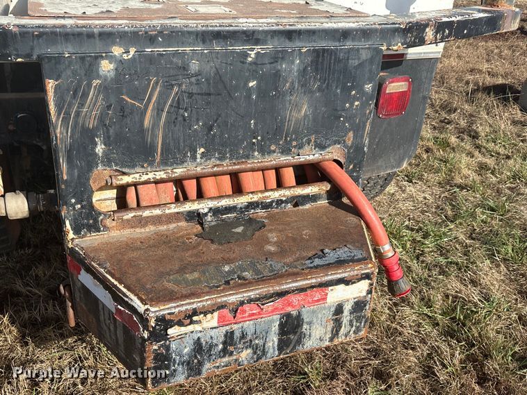 image for item DU6538 2015 Ford F750 water truck