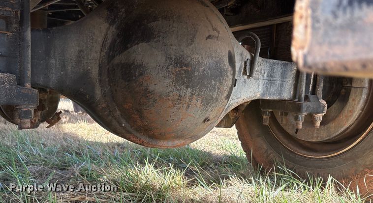 image for item DU6538 2015 Ford F750 water truck