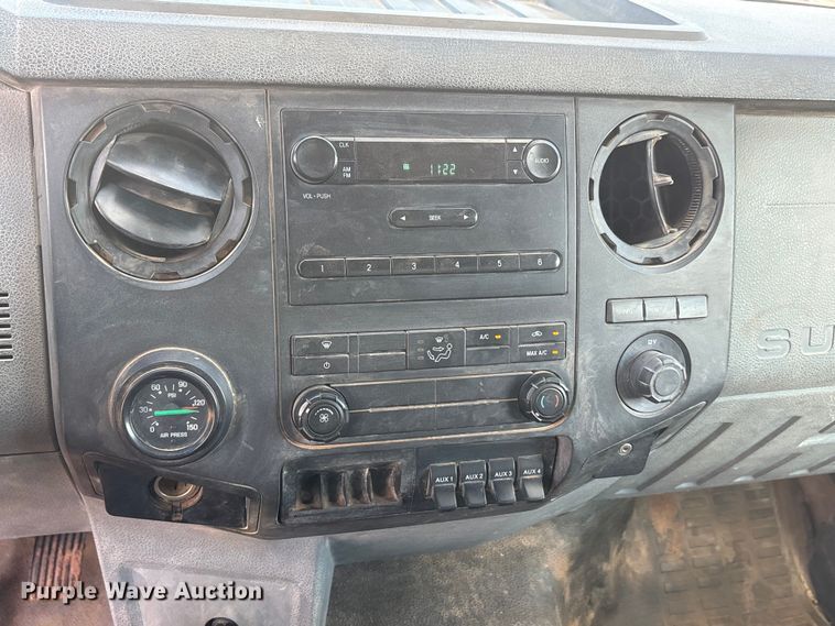 image for item DU6538 2015 Ford F750 water truck