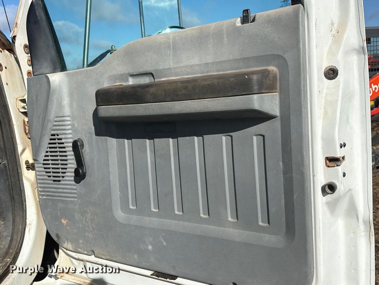 image for item DU6538 2015 Ford F750 water truck