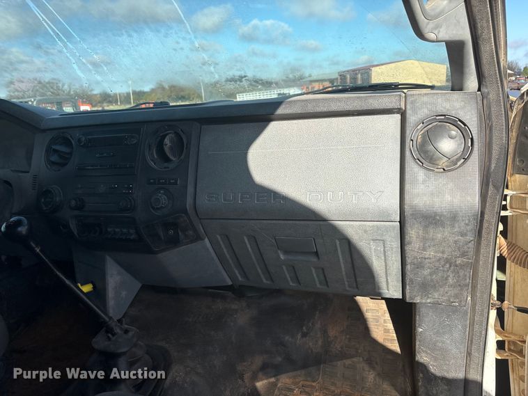 image for item DU6538 2015 Ford F750 water truck