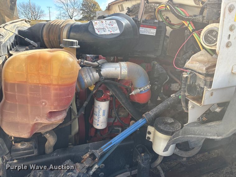 image for item DU6538 2015 Ford F750 water truck