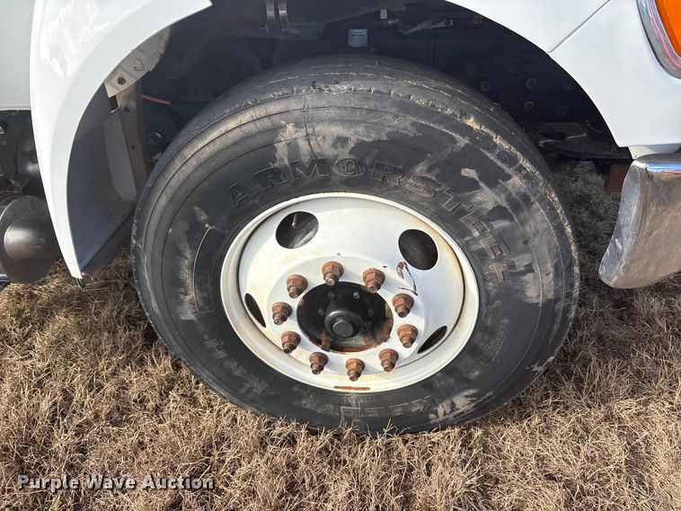 image for item DU6538 2015 Ford F750 water truck