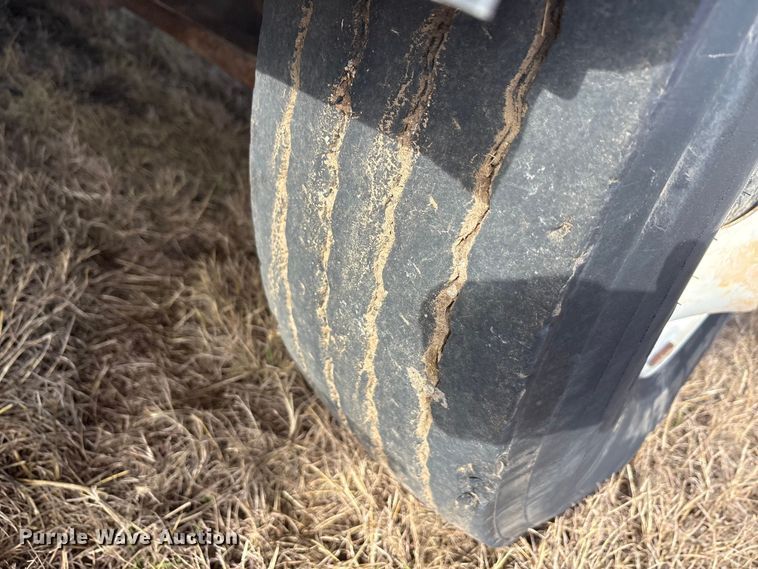 image for item DU6538 2015 Ford F750 water truck