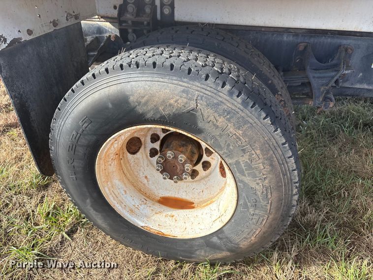 image for item DU6538 2015 Ford F750 water truck