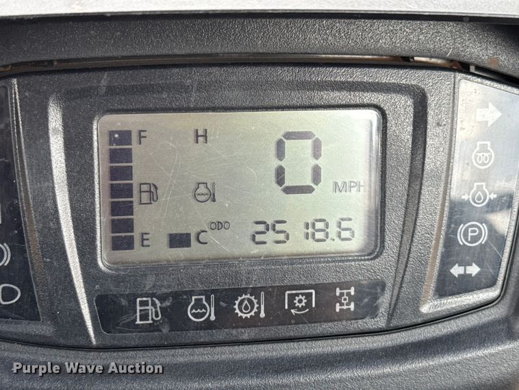 image for item DU6548 2022 Kubota RTV X1140 utility vehicle