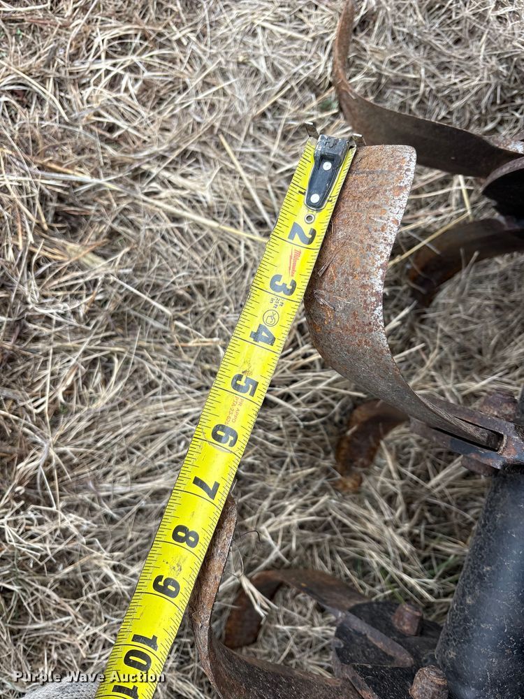 image for item DU6550 Kubota SRT76 skid steer tiller