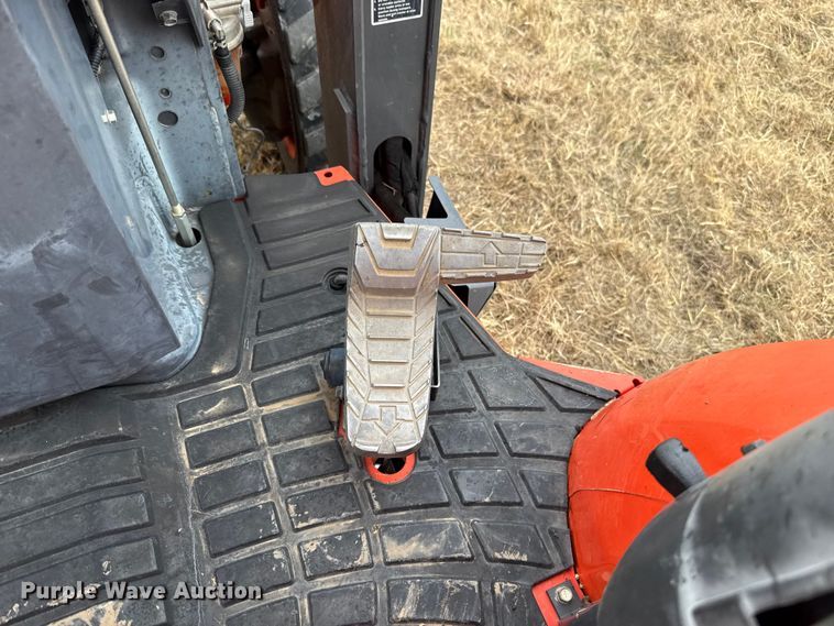 image for item DU6551 2021 Kubota L47 backhoe