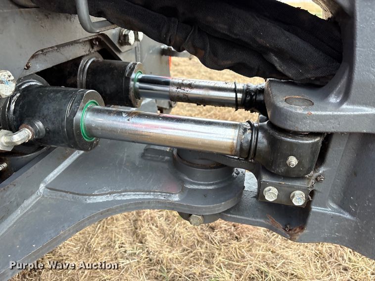 image for item DU6552 2021 Kubota M62 backhoe