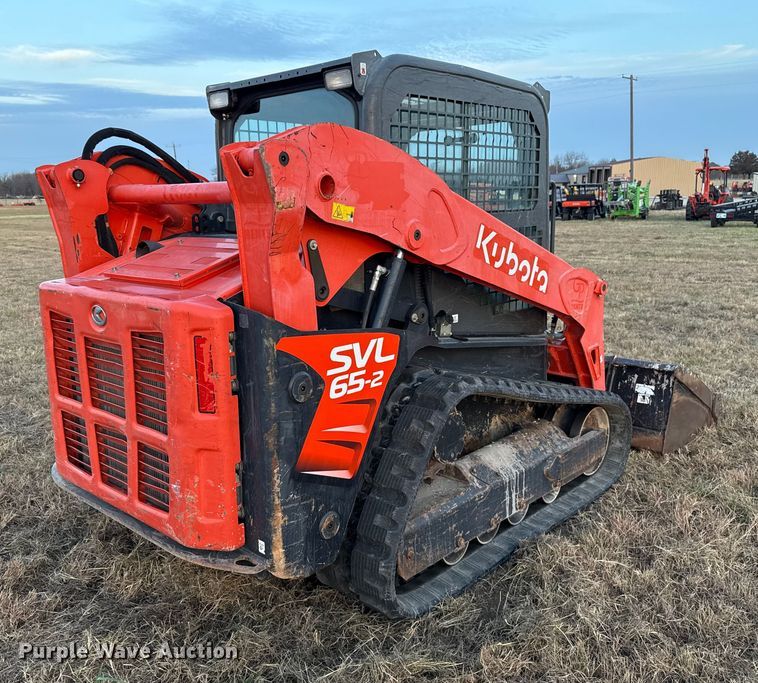 MINI CARGADOR SOBRE ORUGAS 2019 KUBOTA SVL652