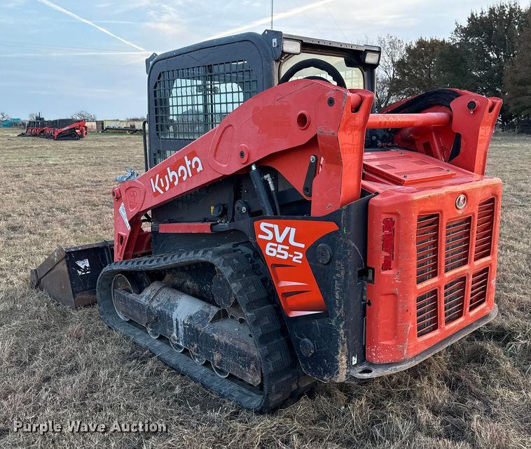 image for item DU6557 2019 Kubota SVL65-2 tracked skid steer loader
