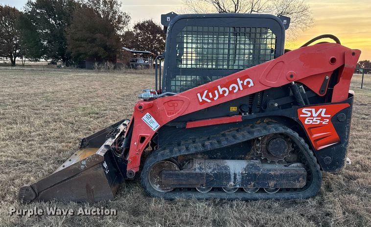 image for item DU6557 2019 Kubota SVL65-2 tracked skid steer loader
