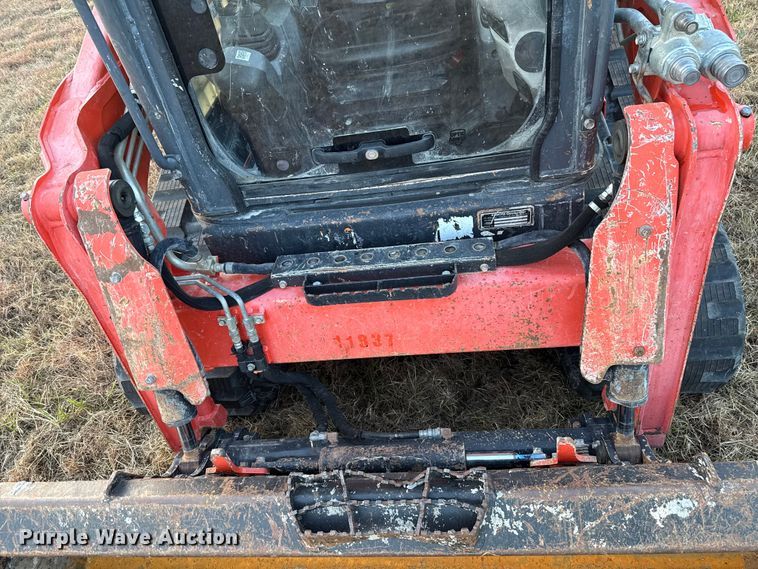 image for item DU6557 2019 Kubota SVL65-2 tracked skid steer loader