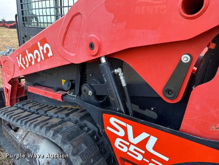image for item DU6557 2019 Kubota SVL65-2 tracked skid steer loader