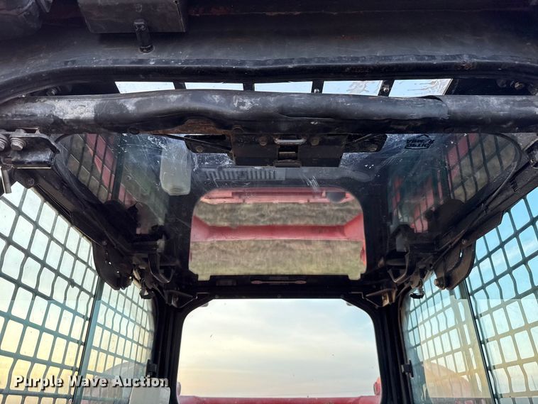 image for item DU6557 2019 Kubota SVL65-2 tracked skid steer loader