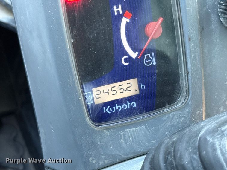 image for item DU6557 2019 Kubota SVL65-2 tracked skid steer loader