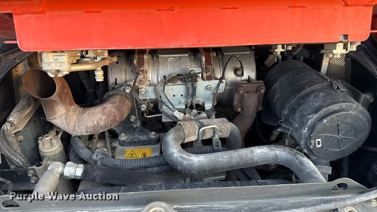 image for item DU6557 2019 Kubota SVL65-2 tracked skid steer loader