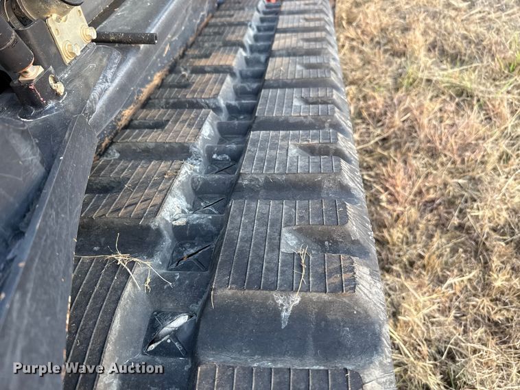 image for item DU6557 2019 Kubota SVL65-2 tracked skid steer loader