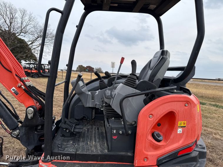 image for item DU6558 2019 Kubota  U55-4 mini excavator