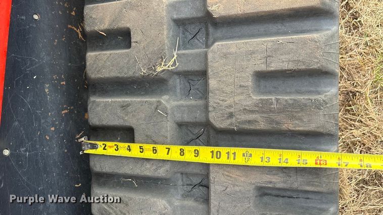 image for item DU6561 2023 Kubota SVL97-2 tracked skid steer loader