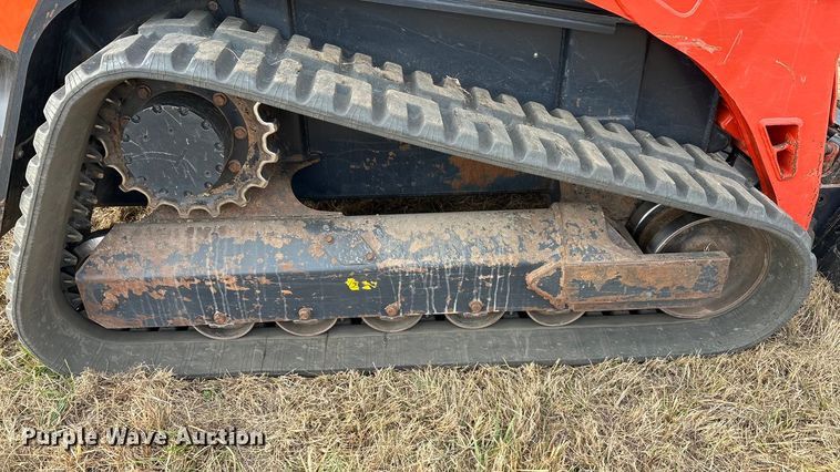image for item DU6561 2023 Kubota SVL97-2 tracked skid steer loader