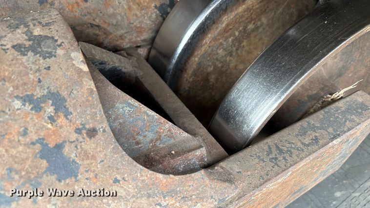 image for item DU6561 2023 Kubota SVL97-2 tracked skid steer loader