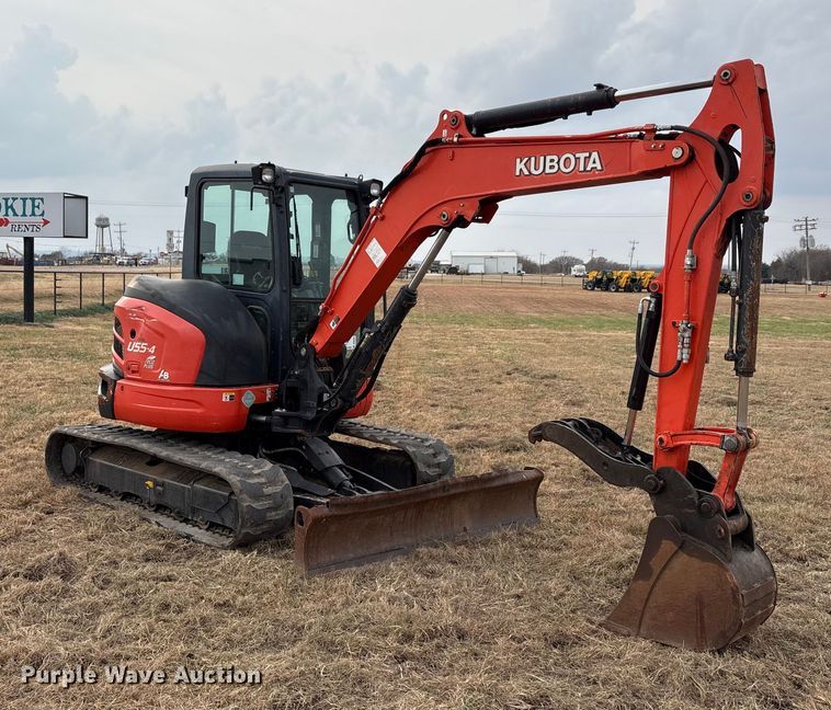 EXCAVADORA KUBOTA U554