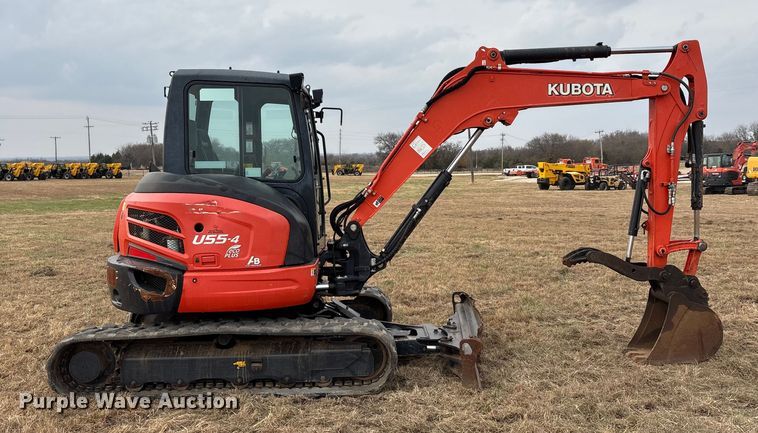 EXCAVADORA KUBOTA U554