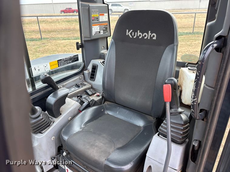 image for item DU6562 2021 Kubota U55-4 mini excavator