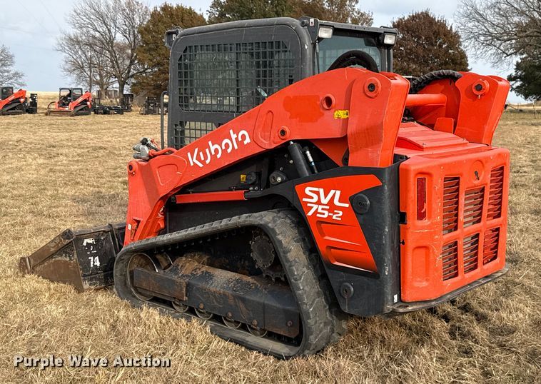 image for item DU6563 2022 Kubota SVL75-2 tracked skid steer loader