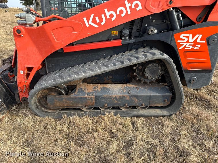 image for item DU6563 2022 Kubota SVL75-2 tracked skid steer loader