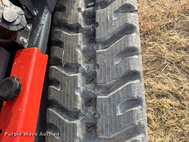 image for item DU6563 2022 Kubota SVL75-2 tracked skid steer loader