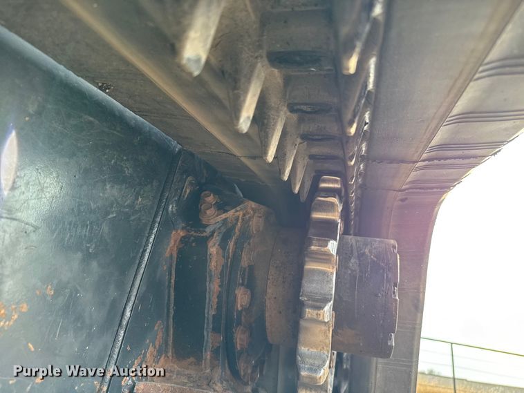 image for item DU6563 2022 Kubota SVL75-2 tracked skid steer loader