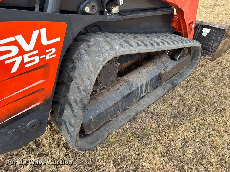 image for item DU6563 2022 Kubota SVL75-2 tracked skid steer loader