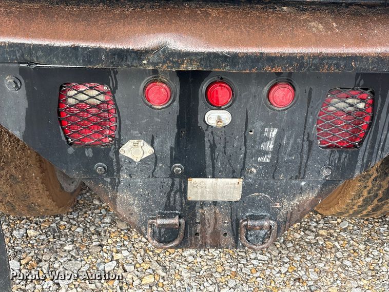 image for item EA7790 2015 Ford F750 dump truck