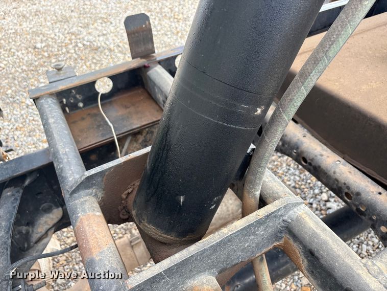 image for item EA7790 2015 Ford F750 dump truck