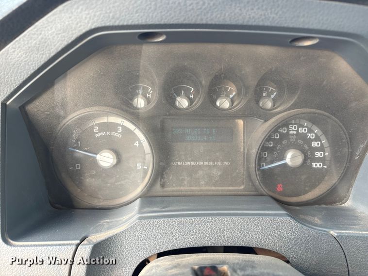 image for item EA7790 2015 Ford F750 dump truck