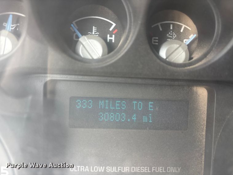 image for item EA7790 2015 Ford F750 dump truck