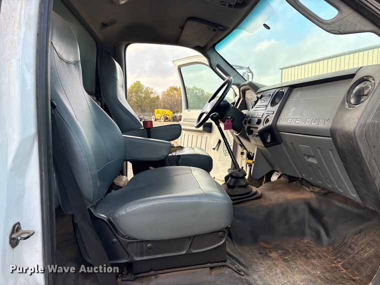 image for item EA7790 2015 Ford F750 dump truck