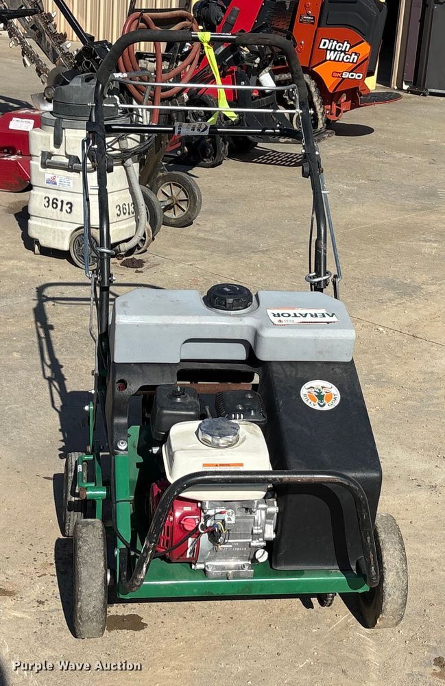 image for item EA7791 Billy goat AE401H aerator