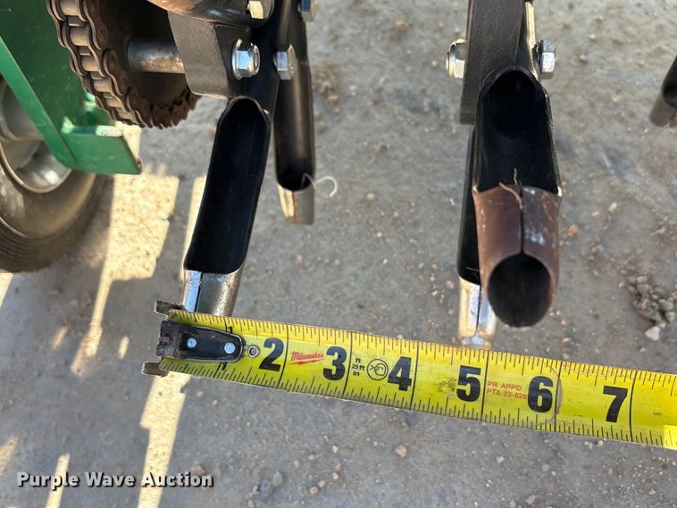 image for item EA7791 Billy goat AE401H aerator