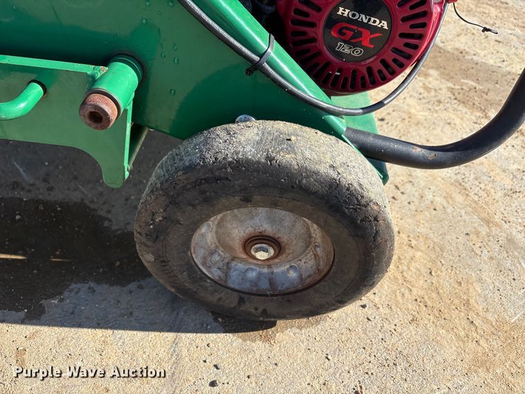 image for item EA7791 Billy goat AE401H aerator