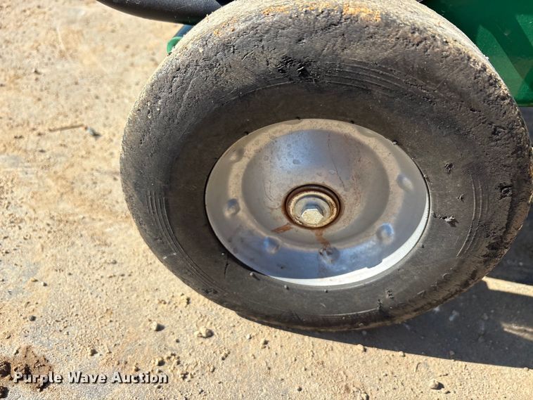 image for item EA7791 Billy goat AE401H aerator