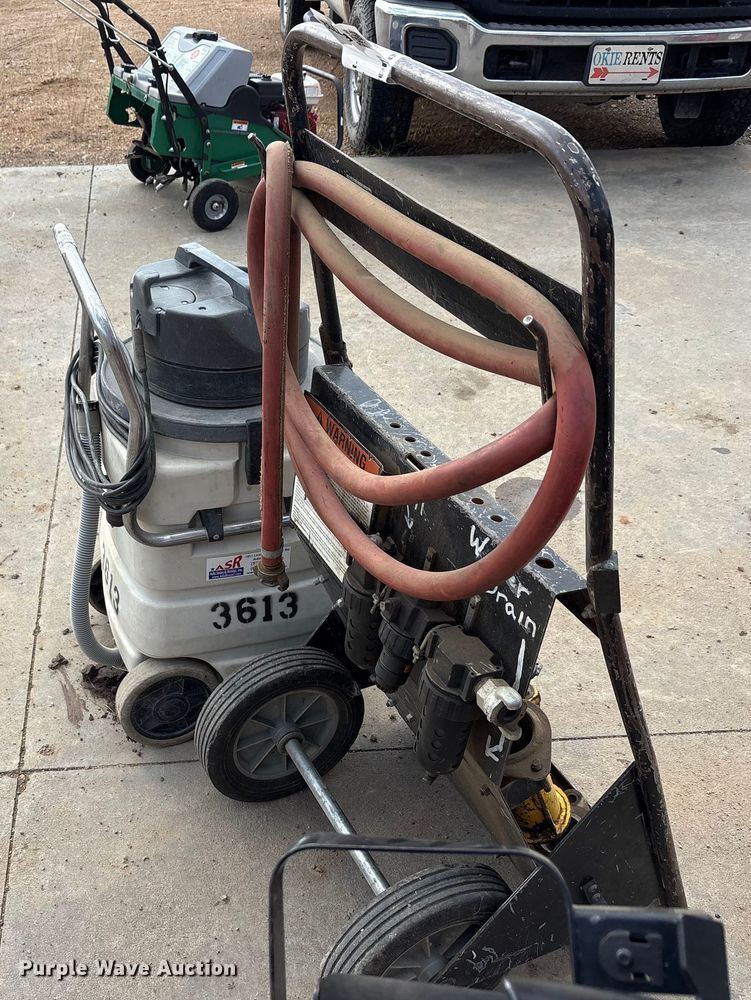 image for item EA7792 Tools