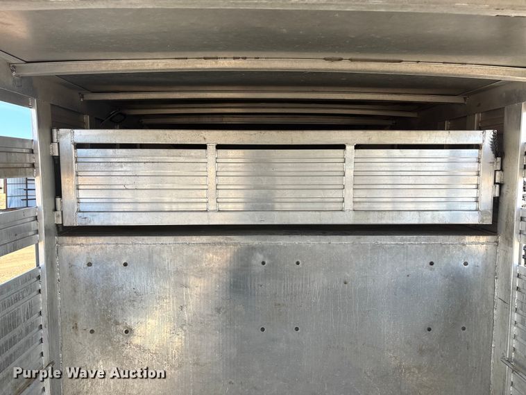 image for item EA7794 1992 Barrett livestock trailer