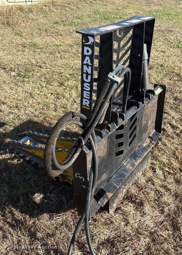 image for item EA7797 2020 Danuser Intimidator skid steer tree shear