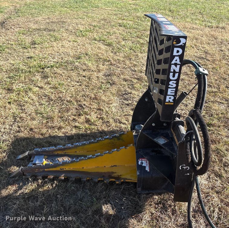 image for item EA7797 2020 Danuser Intimidator skid steer tree shear