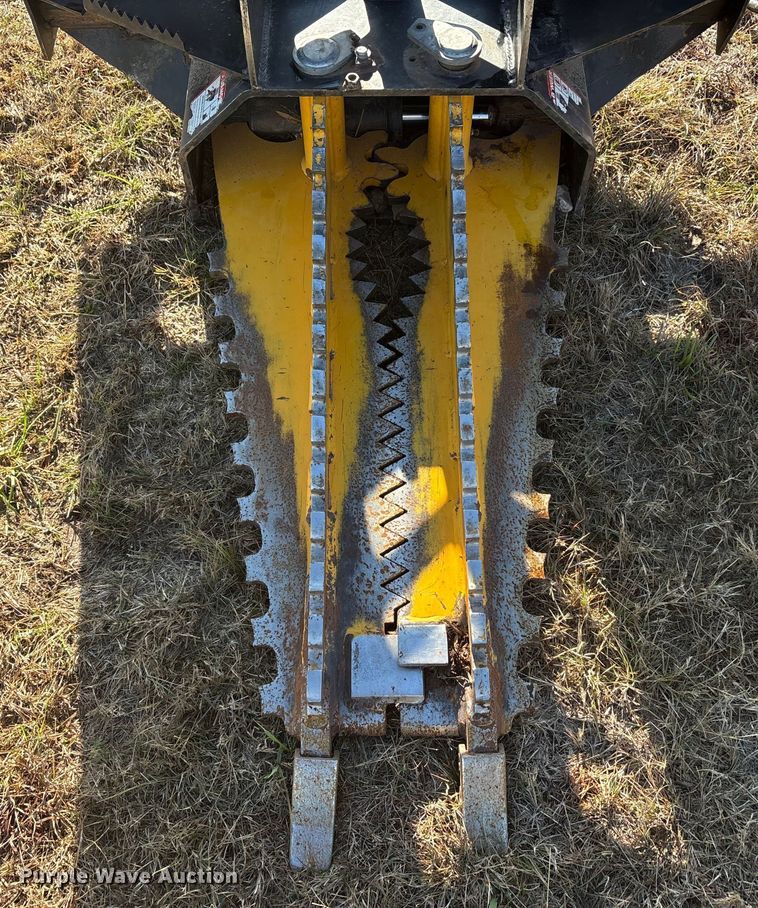 image for item EA7797 2020 Danuser Intimidator skid steer tree shear