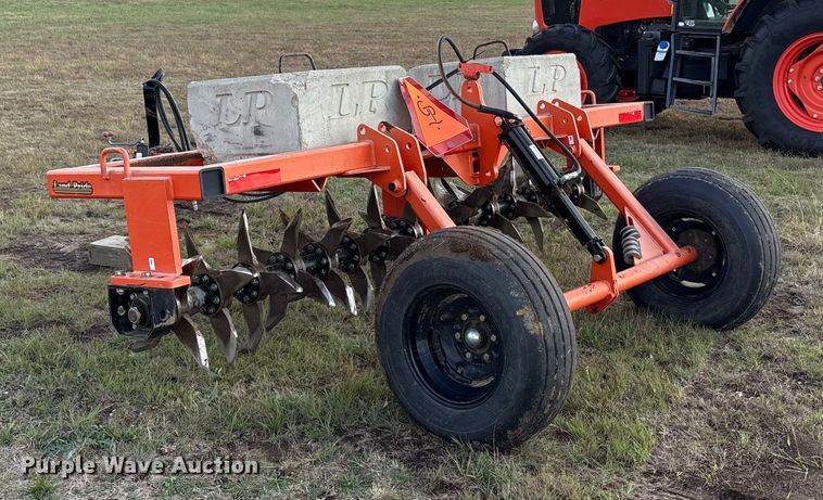 image for item EA7798 2019 Land Pride AR2510 aerator